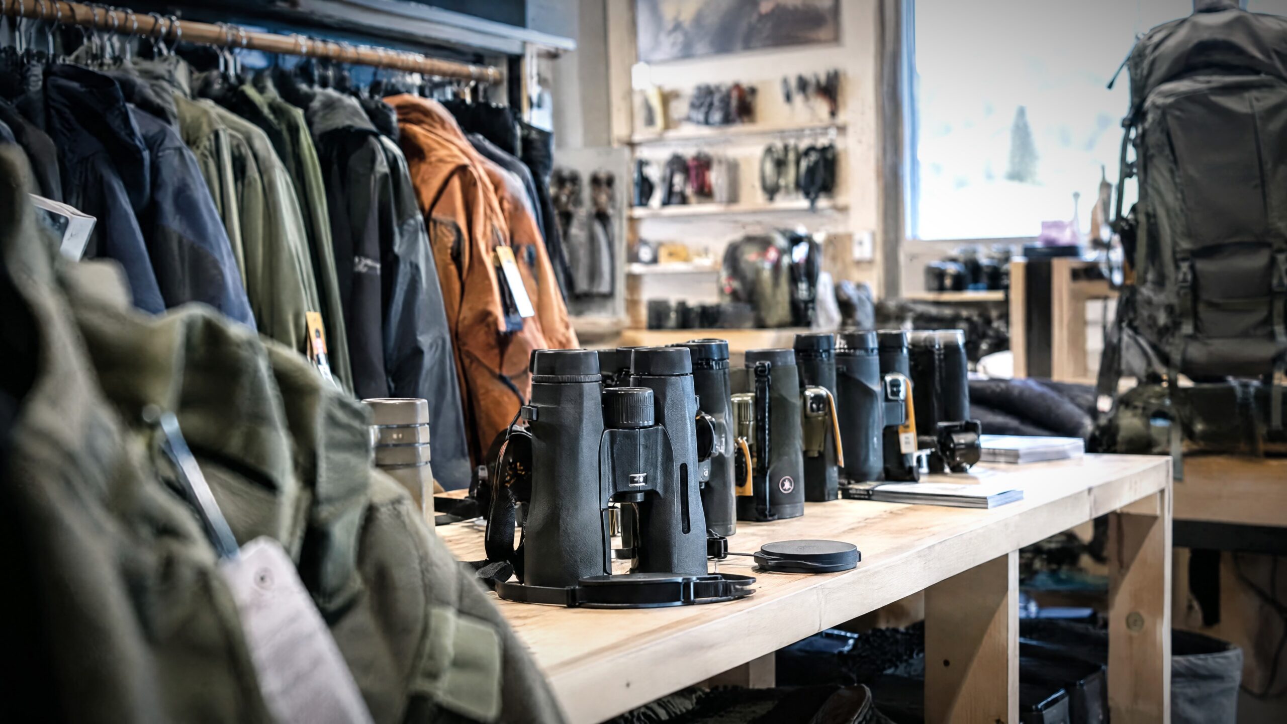 Ohjelmistoratkaisut ase- ja eräliikkeille_